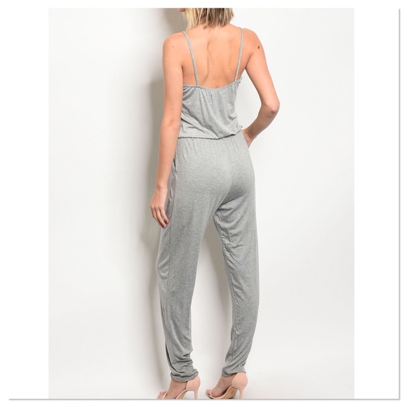💥 Gray Jersey Jumpsuit - Picture 3 of 3